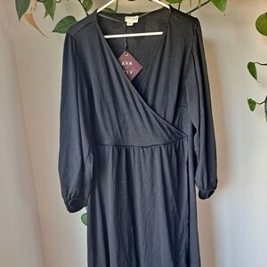 NWT black nursing friendly dress